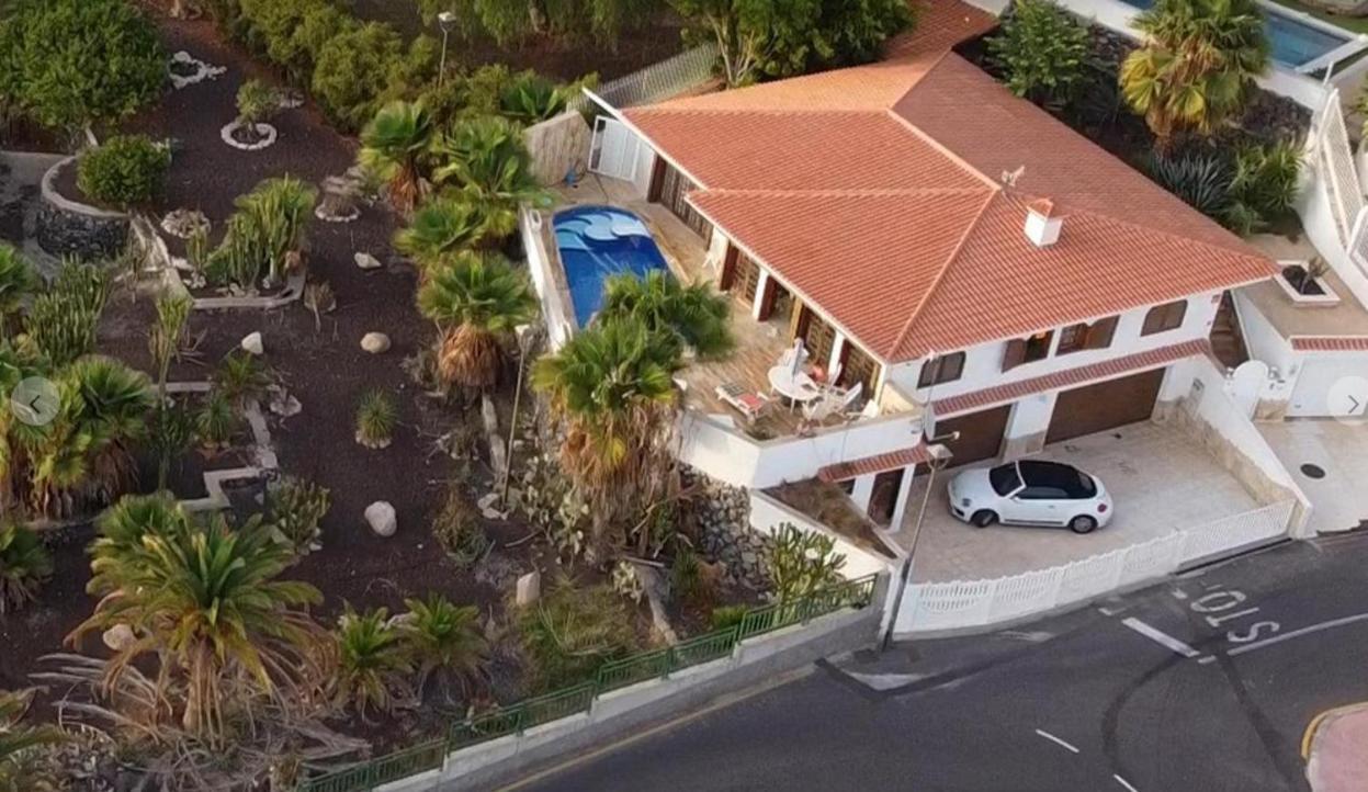 Sunny House With Private Pool And Sea View Hébergement de vacances *