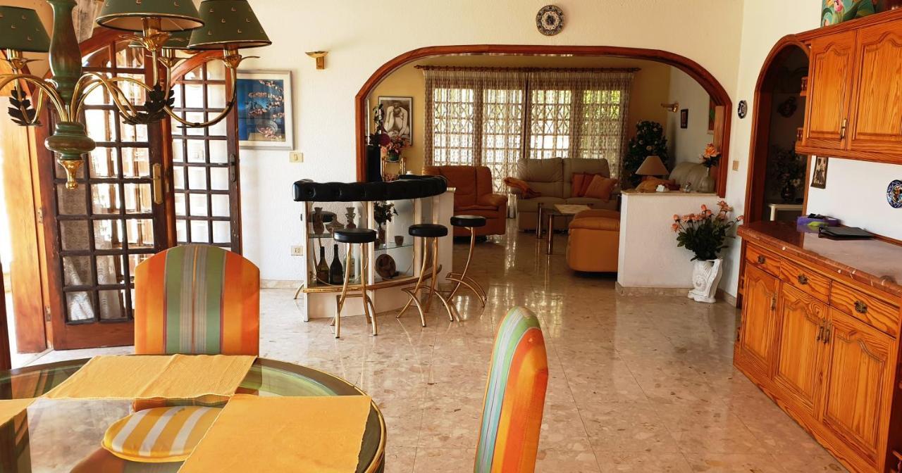 Hébergement de vacances Sunny House With Private Pool And Sea View Costa Adeje (Tenerife)